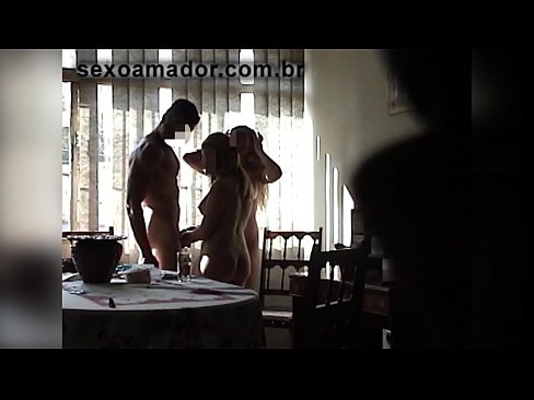 ❤️ Awọn ọrẹ ibalopo pe ọkunrin nla kan ati ẹlẹni-mẹta pẹlu rẹ ️  ni% yo.pornplaybb.ru