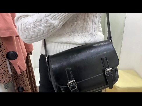 ❤️ Ifaraenisere ti gbogbo eniyan ti bishi ọdọ FeralBerry pẹlu dildo ninu yara ti o baamu ️ ni% yo.pornplaybb.ru